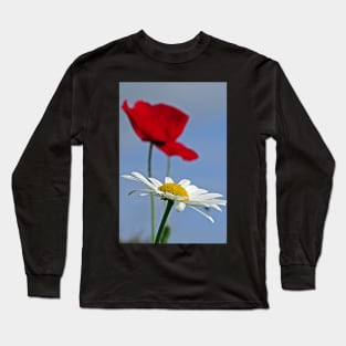 Ox Eye Daisy with a Poppy Backdrop Long Sleeve T-Shirt